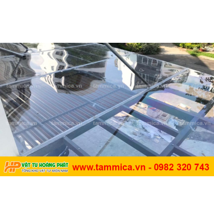 Thi công lắp đặt tấm nhựa lấy sáng tại Thuận An Bình Dương