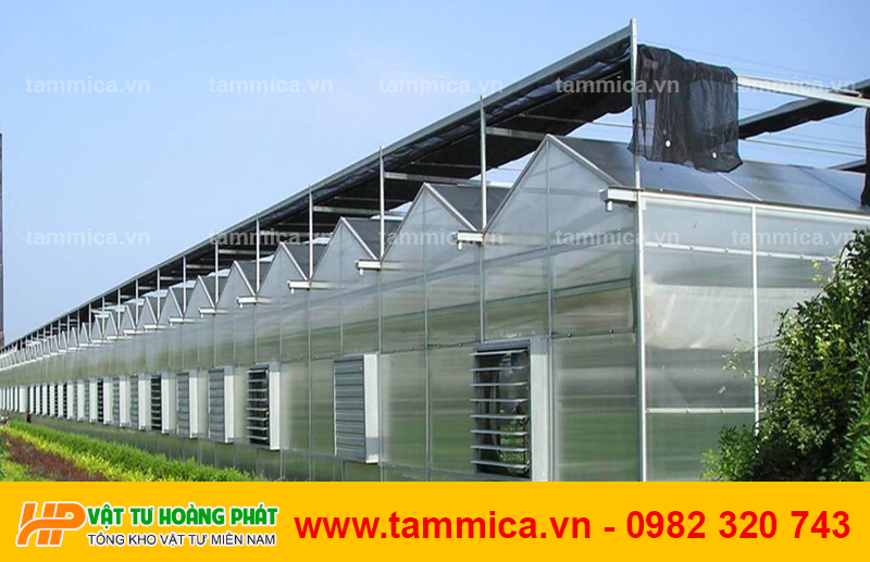 Dịch vụ thi công trọn gói mái lấy sáng Polycarbonate tại phường Dĩ An – Bình Dương