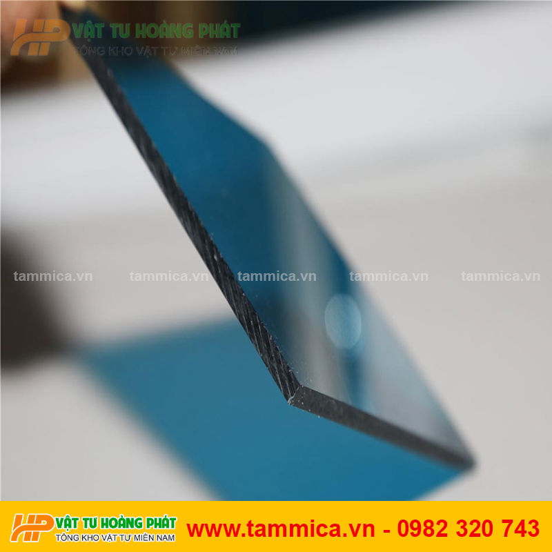 Tấm poly đặc ruột dày 5mm 